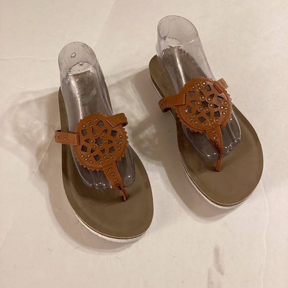 torrid Shoes - NWOT Torrid Medallion Slide Cognac Size 10WW